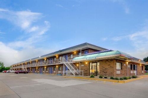 Motel 6-Salina, KS image 14